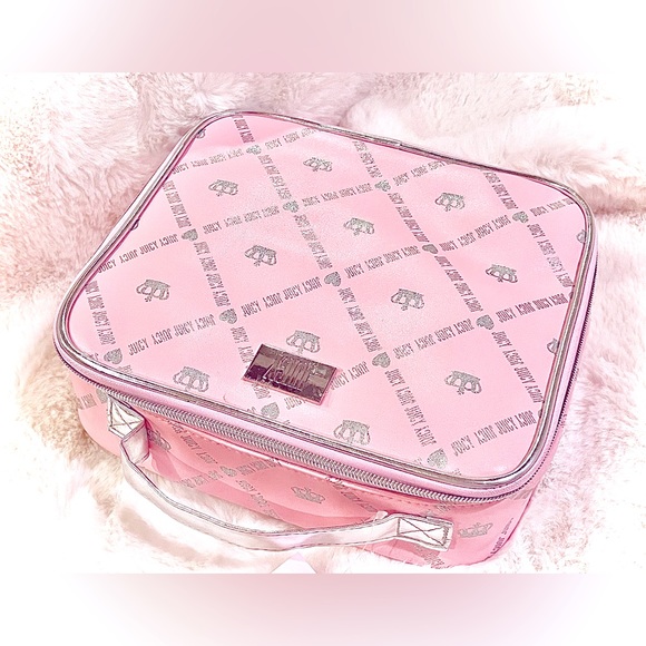 Juicy Couture Pink Travel Case - Picture 2 of 4